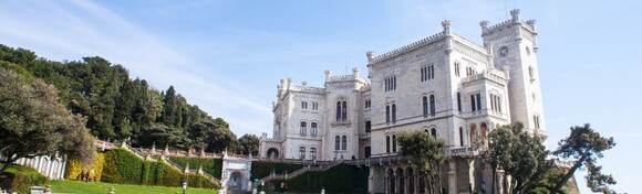 TRST I DVORAC MIRAMARE - jednodnevni izlet za posjet i razgled dvorca Miramare te šetnju Trstom
