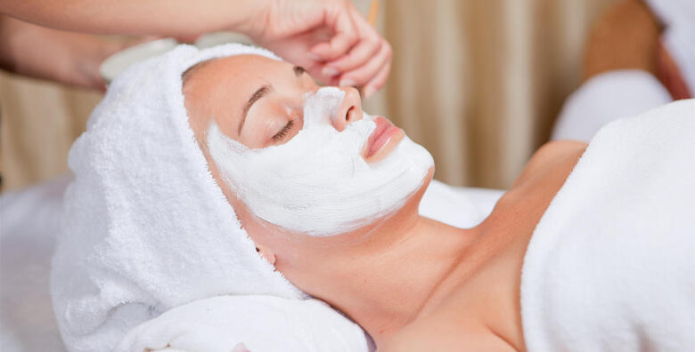 Brinite o svom licu u svako doba godine uz klasično čišćenje lica, piling, masku i njegu u Beauty centru La Marena po odličnoj cijeni za 99 kn!