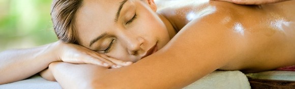 Opustite se u WELLNESS PAKETU DETOKSIKACIJE uz klasičnu masažu cijelog tijela, piling, masku za tijelo od zelene gline te parnu ili infracrvenu saunu
