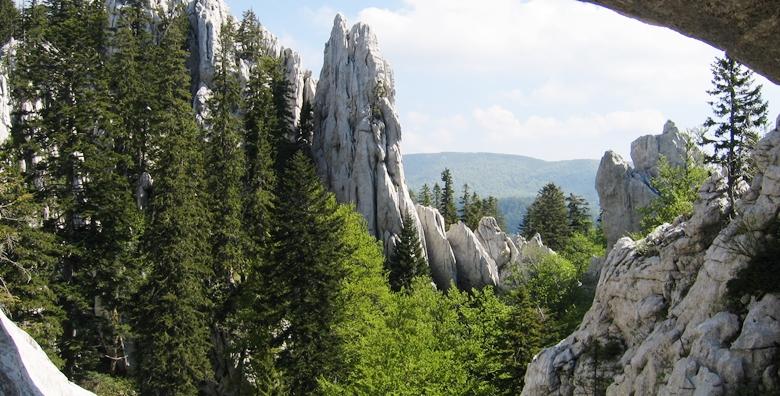 MRKOPALJ – savršeno ljetovanje u prekrasnoj oazi mira u srcu netaknute prirode  uz 2 noćenja za 2 ili 4 osobe u apartmanu 3* od 299 kn!