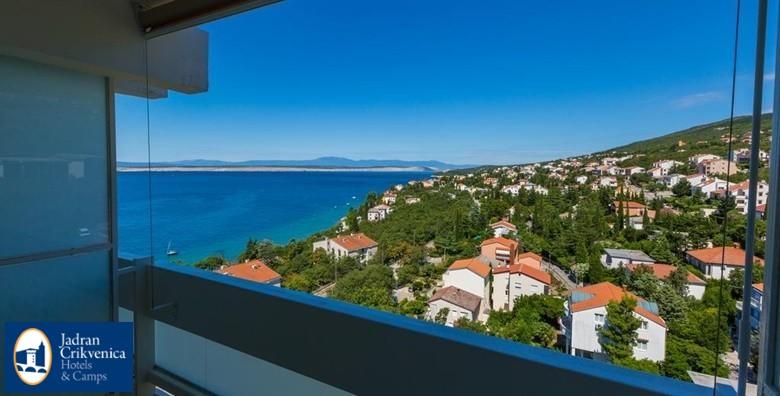 [CRIKVENICA] 2 noćenja s polupansionom za dvoje u Hotelu Omorika**** - uživajte u novouređenim sobama s pogledom na more već od 959 kn!