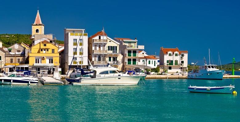 Pirovac*** - 2 ili 5 noćenja za 2 do 4 osobe već od 250 kn!