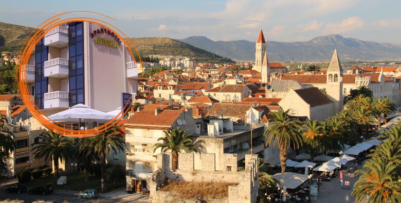 Predsezona u Trogiru, Aparthotel 3*