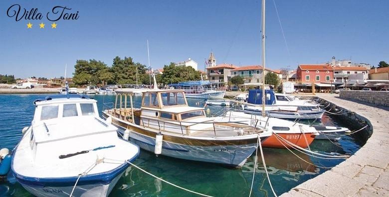 Sv. Filip i Jakov***, CIJELA SEZONA - 3, 5 ili 7 noćenja za dvoje u sobi već od 799 kn!