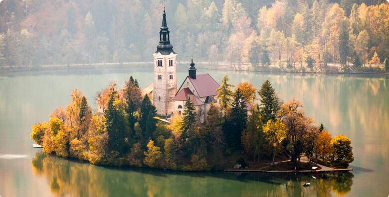 BLED - opustite se na jednom od najpoznatijih jezera uz 3 noćenja s doručkom za 2 osobe i 1 dijete do 6,99 godina u Hotelu Krek 3*