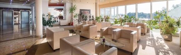 POSEBNA PONUDA! Hotel Punta 4*, Vodice - 2 noćenja s ALL INCLUSIVE LIGHT uslugom za 2 odrasle osobe i do 2 djece + korištenje bazena i sauna