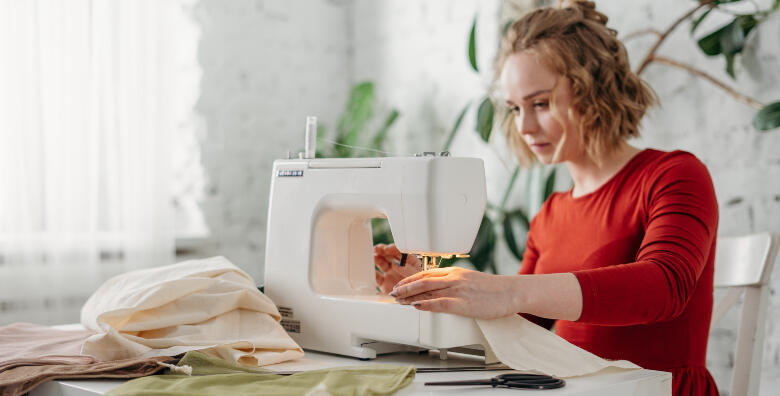 Online tečaj krojenja i šivanja za početnike – naučite kako izraditi  odjeću po mjeri