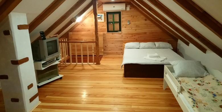 HRVATSKO ZAGORJE-bajkoviti odmor u zagorskim bregima! 2 noćenja za 2 osobe u rustikalnoj klijeti 3* uz popust na ulaznice za Terme Tuhelj za 650 kn!