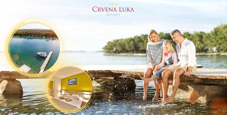 Crvena Luka Resort 4*, Biograd na Moru - obiteljski odmor uz 2 ili 3 noćenja s polupansionom, korištenjem bazena i sauna za 2 ili 4 osobe + gratis paket za 1 ili 2 djece