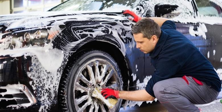 POPUST: 38% - Vanjsko i unutarnje pranje vozila sa ili bez zaštitnog premaza voskom već od 50 kn! (Autopraonica Premium)