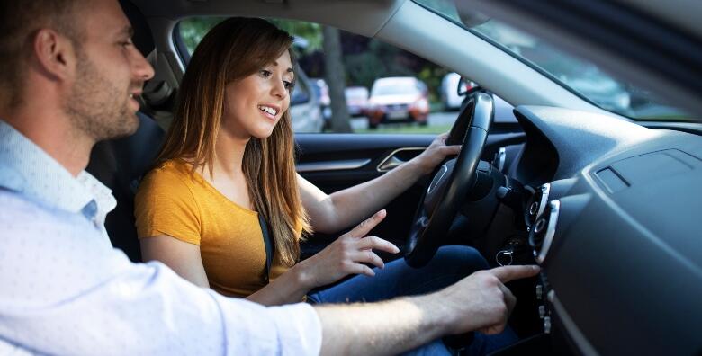 Autoškola - osposobljavanje za vozača B kategorije za 4.699 kn!