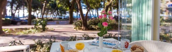 Ljetni odmor u Hotelu Crikvenica 4* - 3, 5 ili 7 noćenja s polupansionom za 2 odrasle osobe + gratis paket za 1 dijete do 4,99 godina