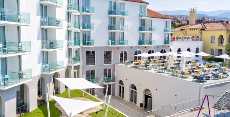 POSEBNA PONUDA! Aminess Vival Lišanj Family Hotel 4*