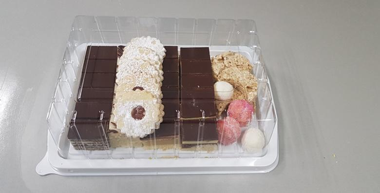 Miješani kolači - 1kg slastica uz uključenu dostavu za 85 kn!