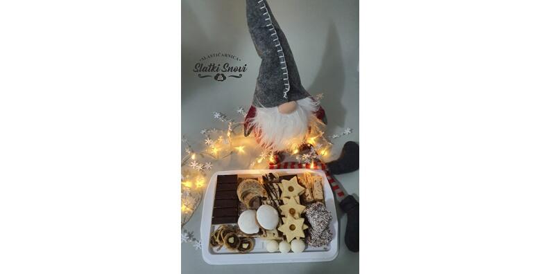 Miješani kolači – 1 kg preukusnih slastica iz Slastičarnice Slatki snovi uz uključenu dostavu za Zagreb i Zagrebačku županiju za samo 85 kn!