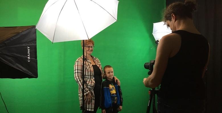 Obiteljsko fotografiranje u trajanju 1h - 3 fotografije 30x40 i ostatak na CD-u za 125 kn!