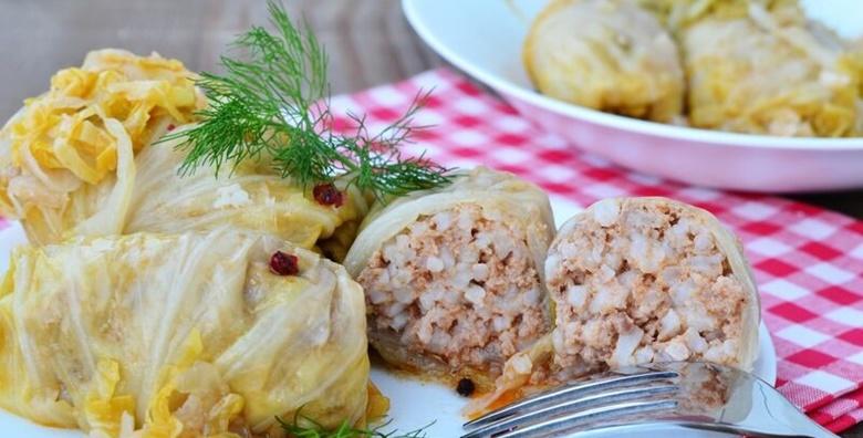 Podsjetite se najdražeg okusa uz tradicionalne sarme i ukusan pire krumpir u restoranu Pri debelom Martinu za 50 kn!