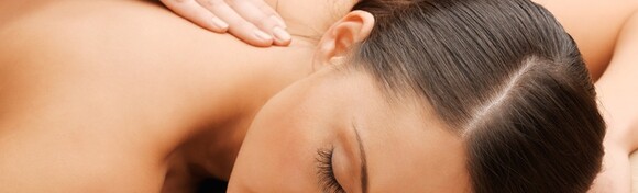 Klasična masaža leđa u trajanju 30 minuta ili cijelog tijela u trajanju 60 minuta u Studiju Geranij