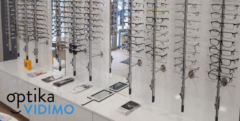 Progresivne Naocale I Vise Od 150 Okvira Na Odabir Uz Strucno Optometrijsko Utvrđivanje Dioptrije Za Daljinu I Blizinu U Optici Vidimo Za 1 750 Kn