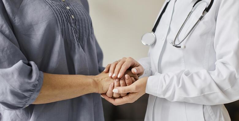 Najkompletniji sistematski pregled za žene sa ili bez laboratorijskih pretraga u Poliklinici Holoart