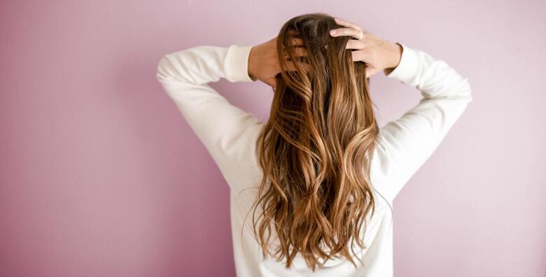 POPUST: 30% - Osvježite izgled svoje kose uz površinske pramenove, šišanje i frizuru  za kratku kosu u Beauty salonu Leona za 154 kn! (Beauty salon Leona)
