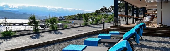 Obiteljski odmor u Kampu Tiha Šilo 4* - doživite proljeće uz 5 ili 7 noćenja za do 4 osobe u Standard mobilnim kućicama i provedite boravak bez žurbe, uz prirodne ljepote Krka