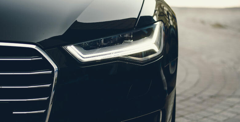 Poliranje farova 3M pastom u Auto centru Jimmy u Španskom