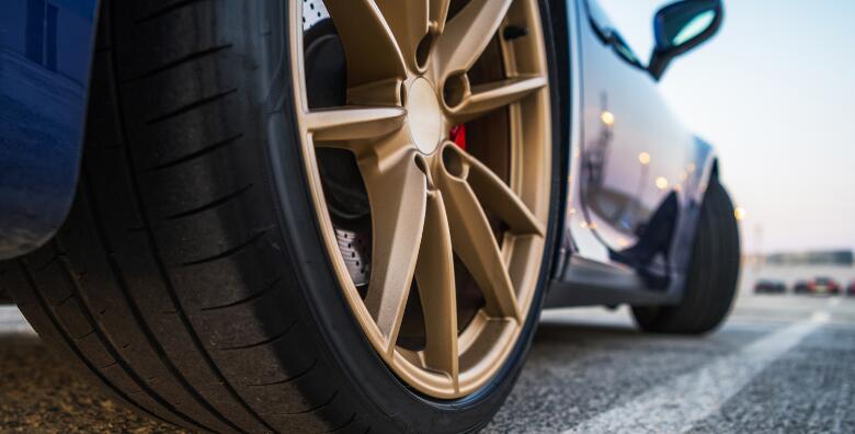POPUST: 40% - Nikad dovoljno opreznosti! ZAMJENA I BALANSIRANJE GUMA s čeličnim felgama od 13 do 16 cola u Auto centru Jimmy (Auto centar Jimmy)