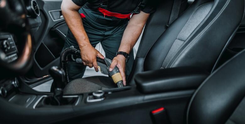 Kemijsko čišćenje vozila do 5 sjedala + GRATIS dezinfekcija ozonom u Autopraonici Trnje