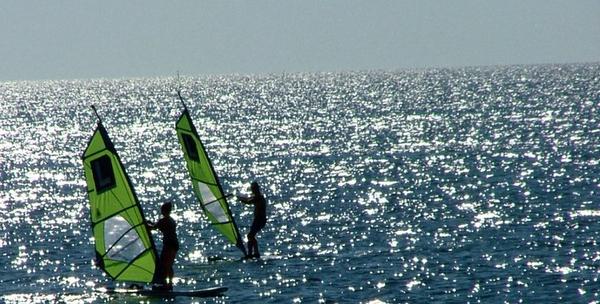 Windsurf tečaj - iskusite jedrenje na dasci