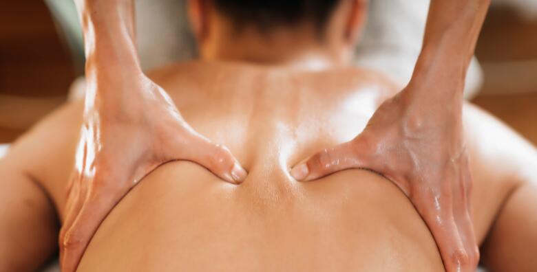 3 parcijalne masaže leđa i 3 tretmana ultrazvukom - riješite se ukočenosti i bolova u Fiziosculpt studiju