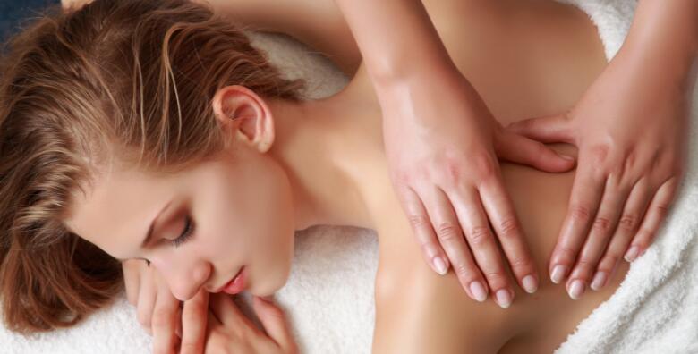 POPUST: 35% - MASAŽA LEĐA - smanjite bolove, napetost mišića i stres uz masažu u trajanju 30 minuta u Beauty salonu Lobel (Beauty salon Lobel)