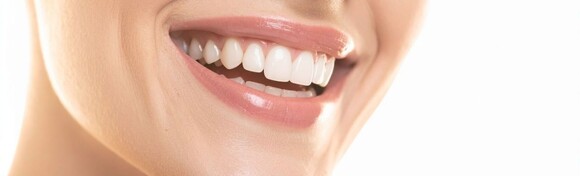 Stomatološka ordinacija Kokić Borić Karolina - izbjeljivanje zubi Boost gelom uz čišćenje kamenca, poliranje, pjeskarenje i premazivanje Tooth Mousse pastom