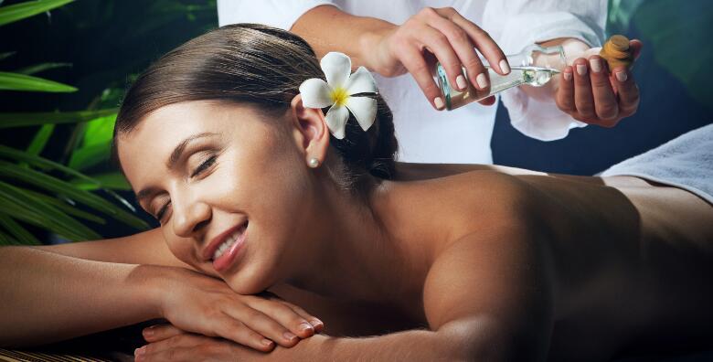 AROMATERAPIJA CIJELOG TIJELA – terapija u trajanju 60 minuta uz primjenu eteričnih ulja koja će vas potpuno opustiti u Luxury salonu