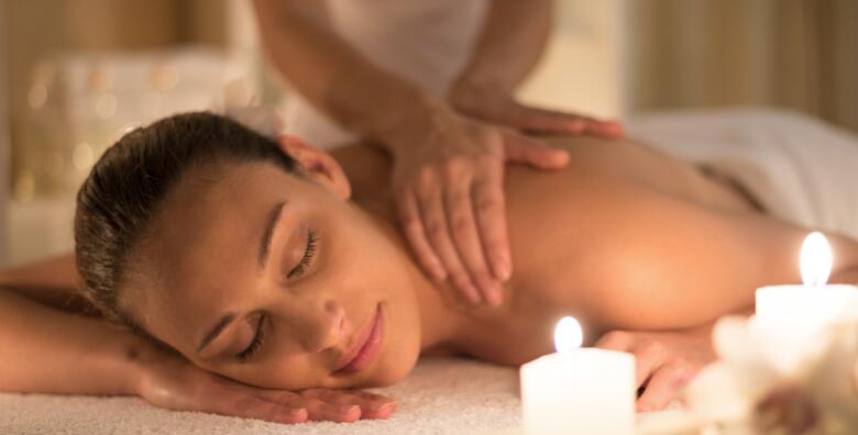 Riješite se napetosti izborom masaže lica, vrata i dekoltea ili leđa i vrata u trajanju od 45 min u Luxury salonu