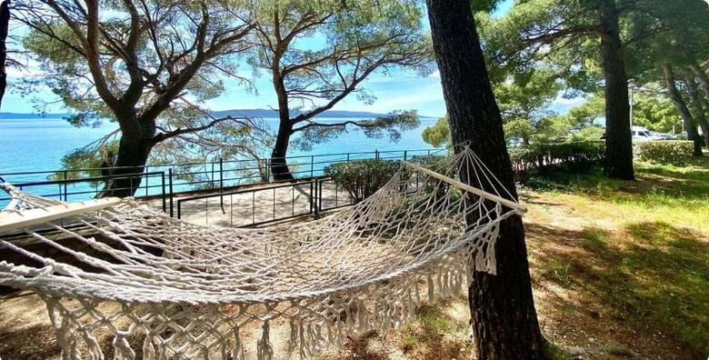 Baška Voda, Family resort Urania 3*
