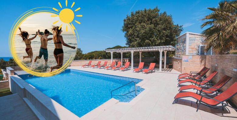 Ponuda dana: Royal Pool Apartments 4*, kraj ljeta na Pagu - 5 ili 7 noćenja za 2 ili 4 osobe uz korištenje vanjskog bazena + blizina svjetski poznate plaže Zrće (Royal Pool Apartments 4*)