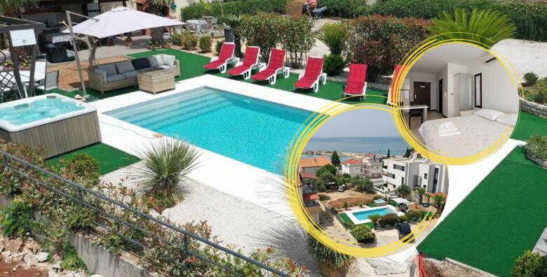 Ponuda dana: Kristal Paris Pool Apartments 4*, kraj ljeta u Novalji - 5 ili 7 noćenja za 2 ili 4 osobe uz korištenje vanjskog bazena + blizina svjetski poznate plaže Zrće (Kristal Paris Pool Apartments 4*)