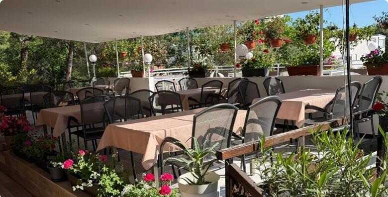 Paklenica, ljeto u Hotelu Riviera 3*